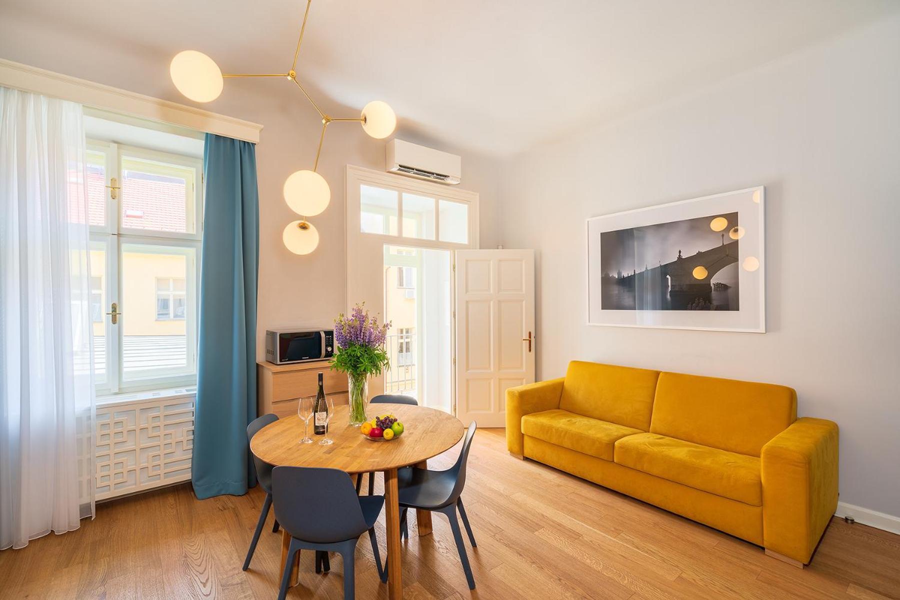 Quiet City Center Apartment In Hip & Foodie Area Praha Eksteriør bilde